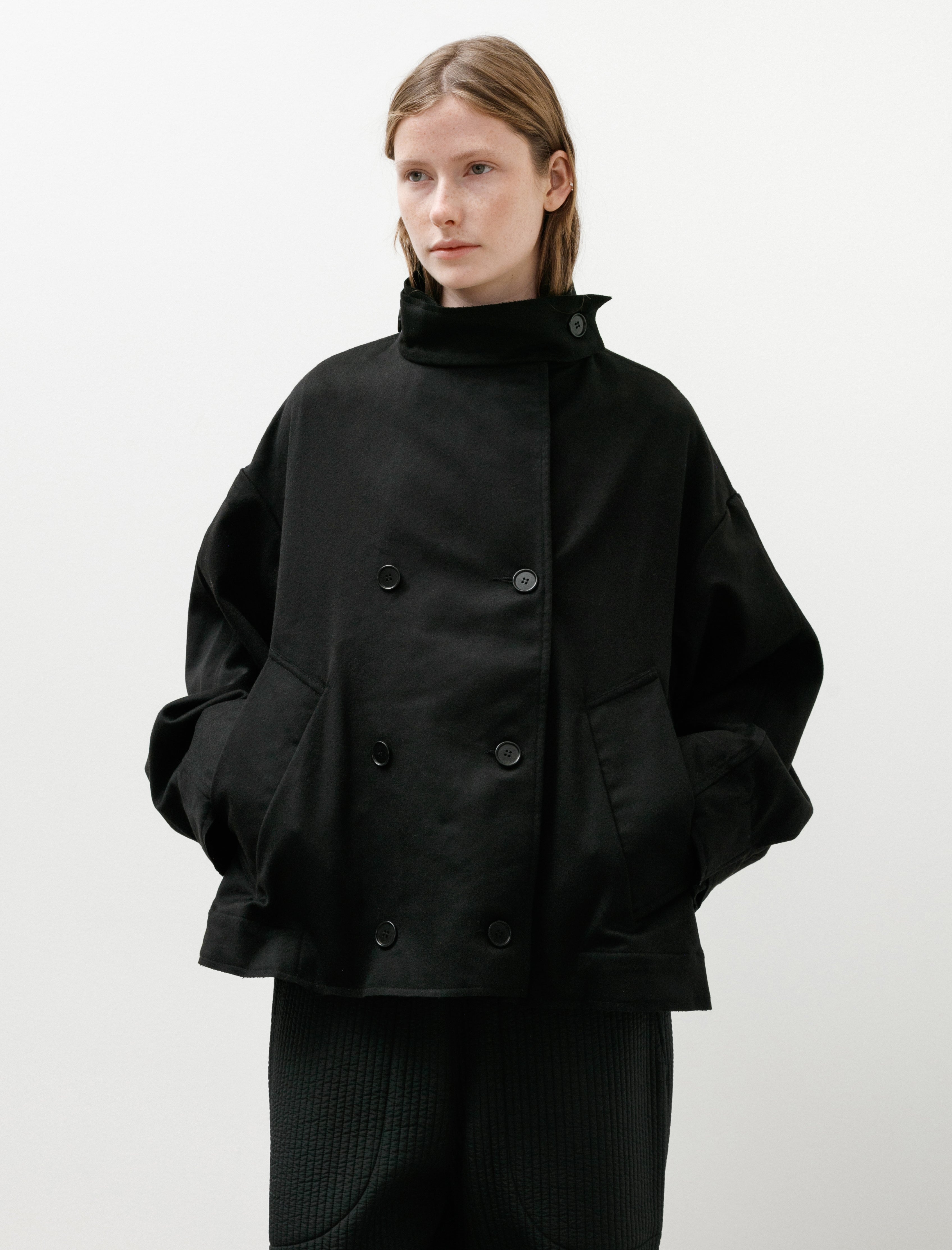 Gabriela Coll No.286 Cropped Oversized Jacket Black