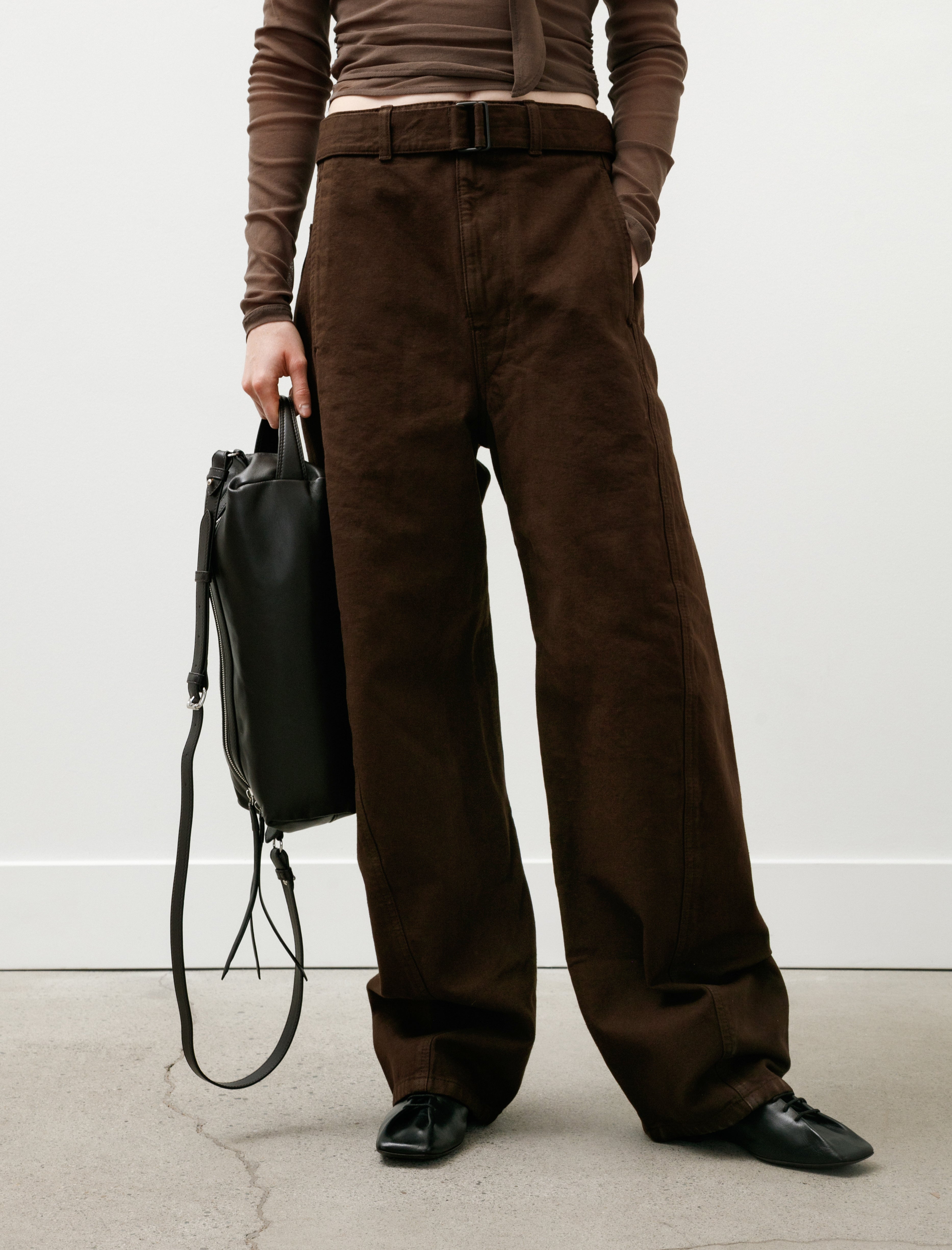 Lemaire The Care Slingbag Dark Chocolate