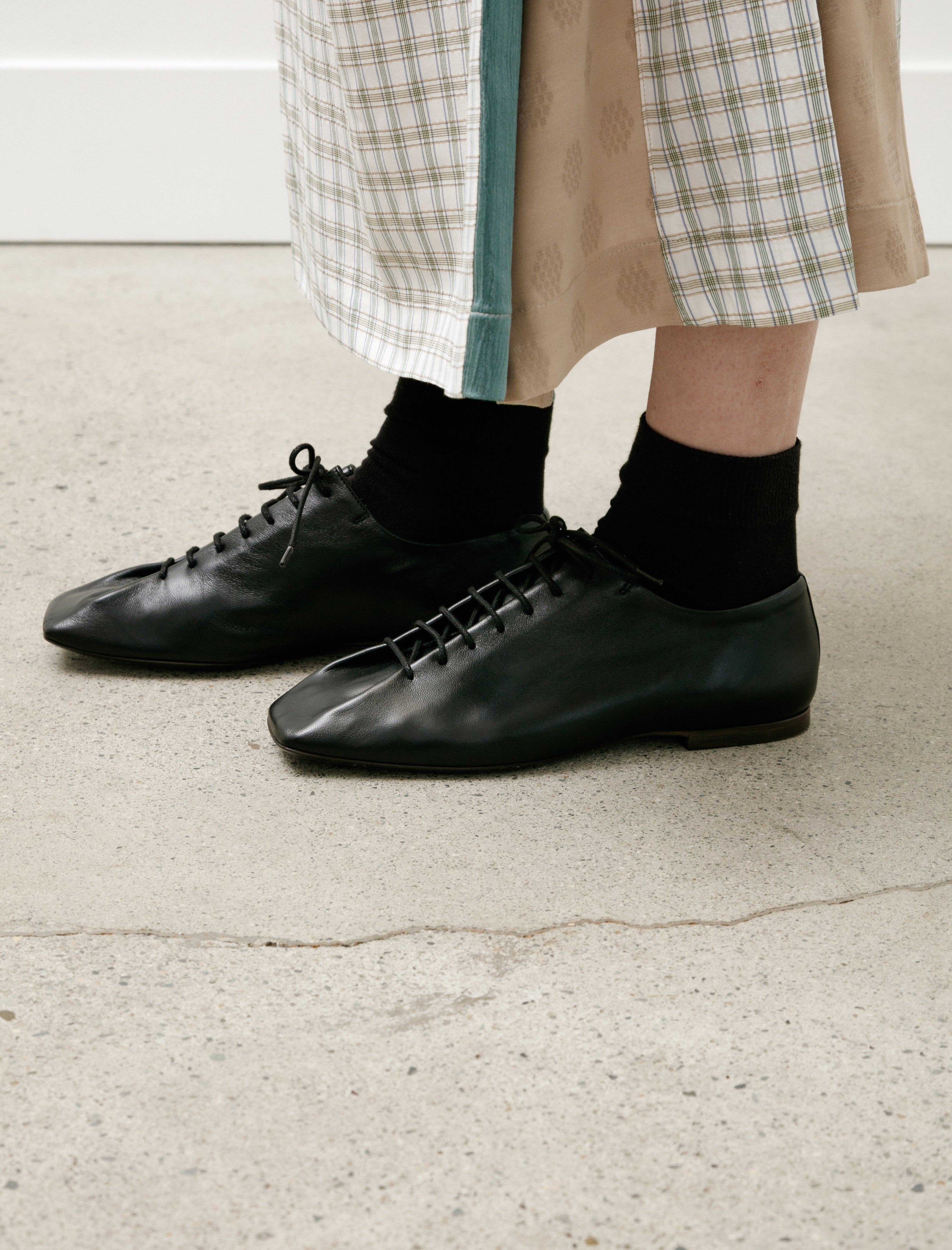 Lemaire Souris Flat Classic Derbies Black