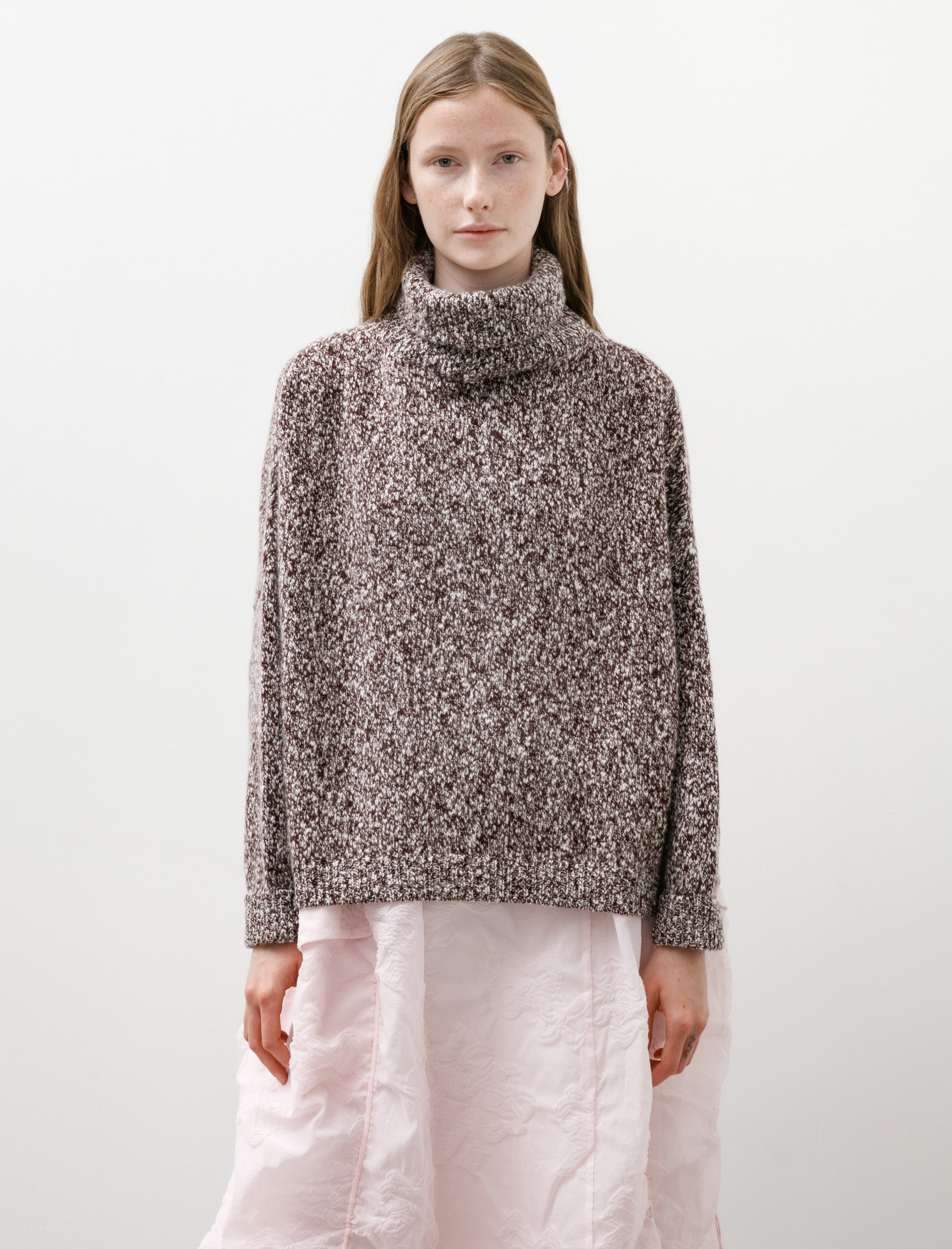 Dusan Iconic T-Neck Sweater Cashmere Burleigh