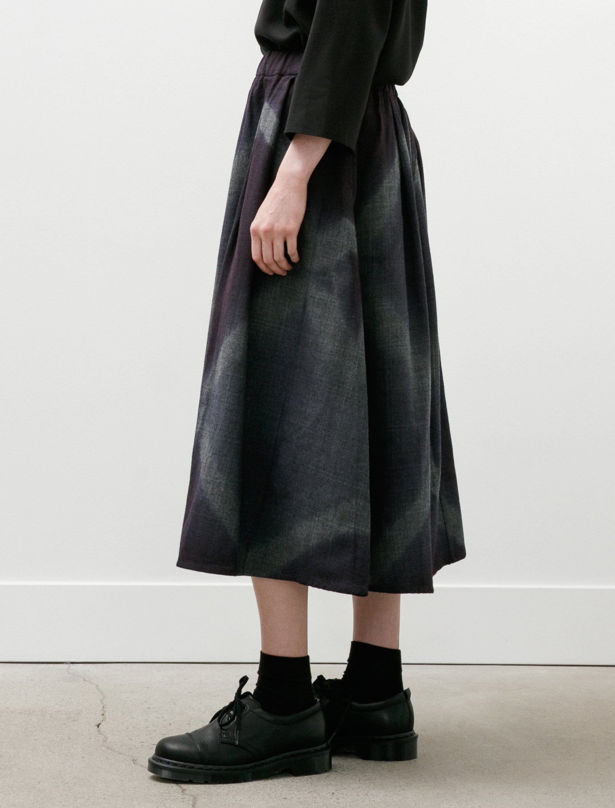 Suzusan Wool Glen Check Pleated Skirt Itajime Shibori X Dark Purple/Dark Grey