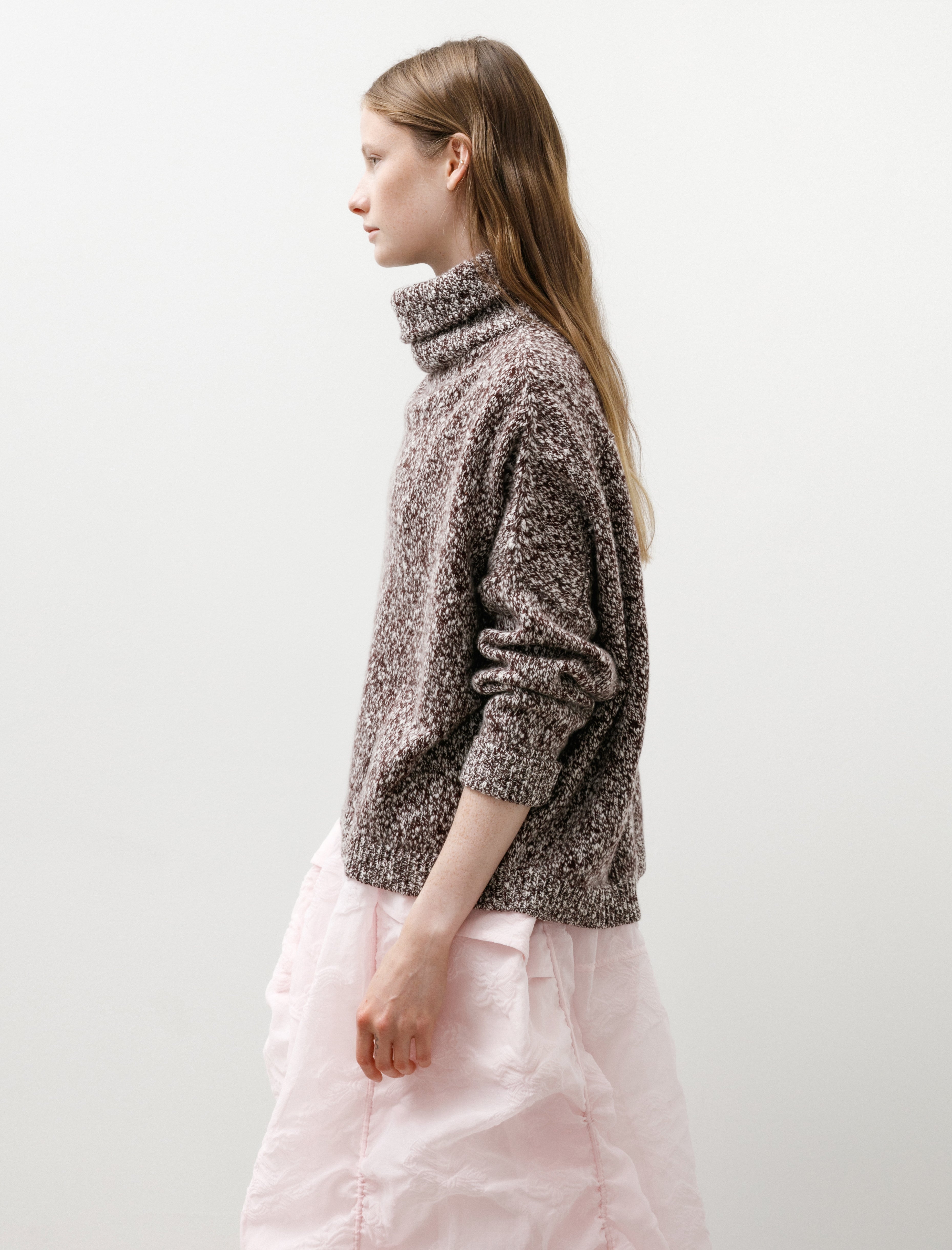 Dusan Iconic T-Neck Sweater Cashmere Burleigh
