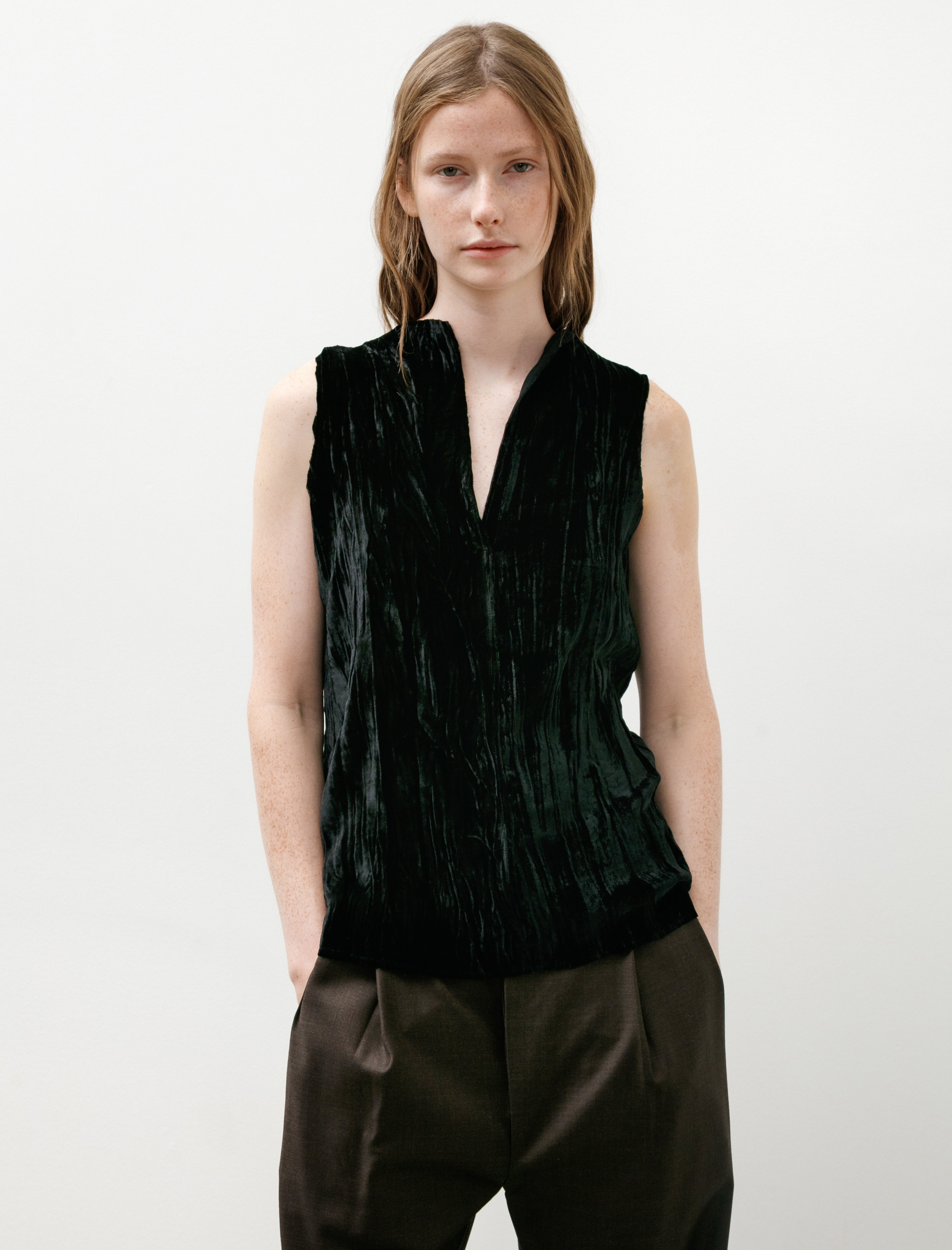 Gabriela Coll No.322 Silk Velvet Center Seams Top Black