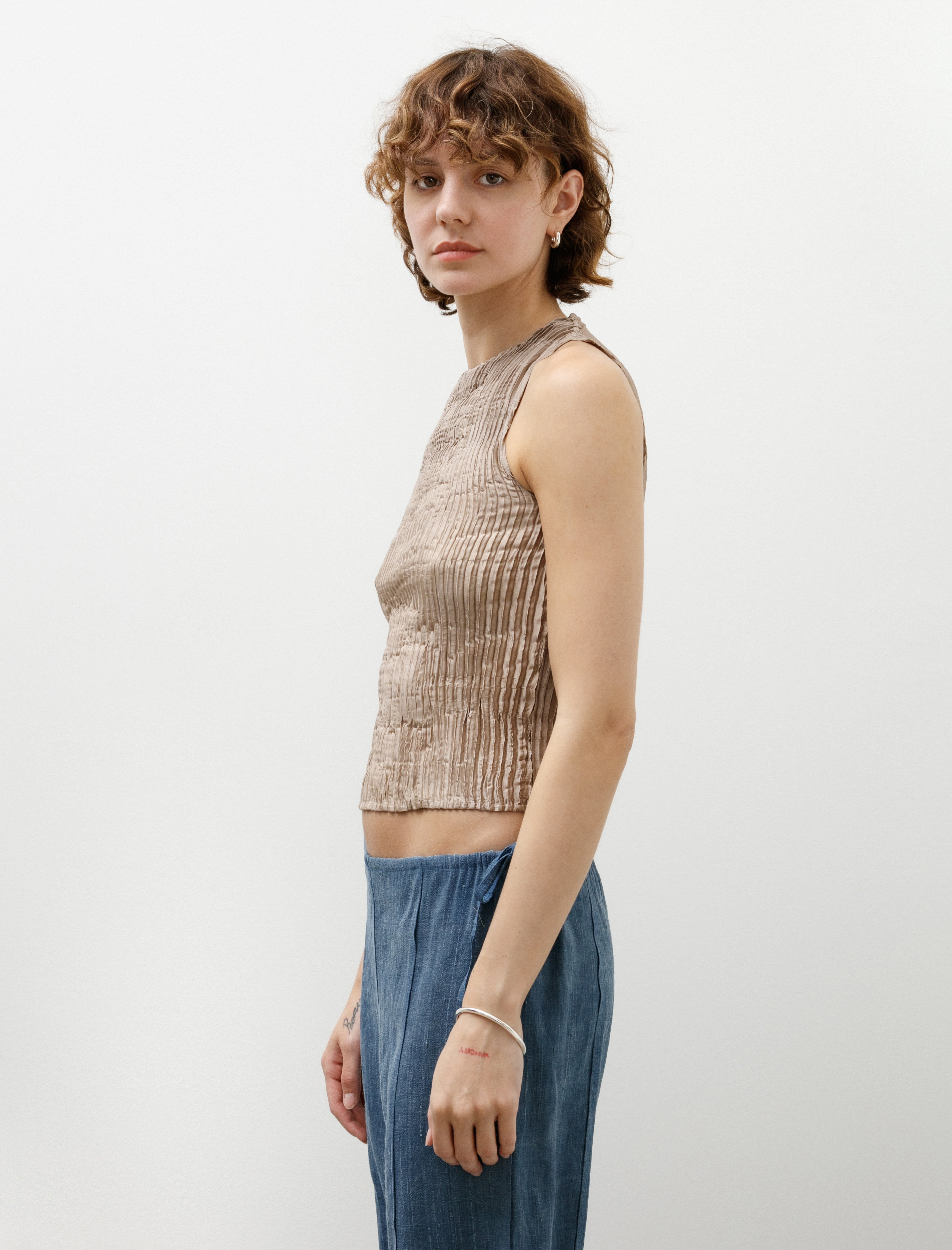 Azur Plissé Satin Silk Tank Top Stone