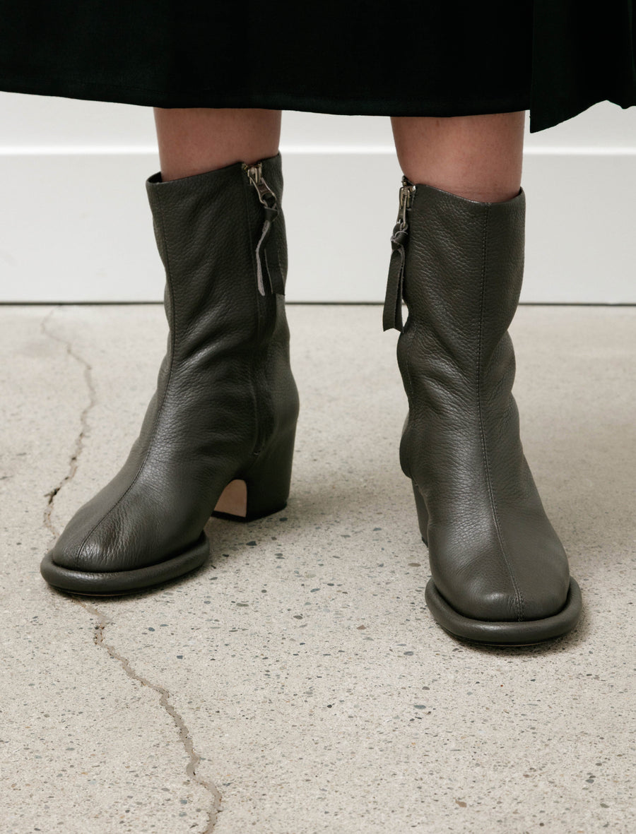 Soft Arch Boot Coal - Image 1