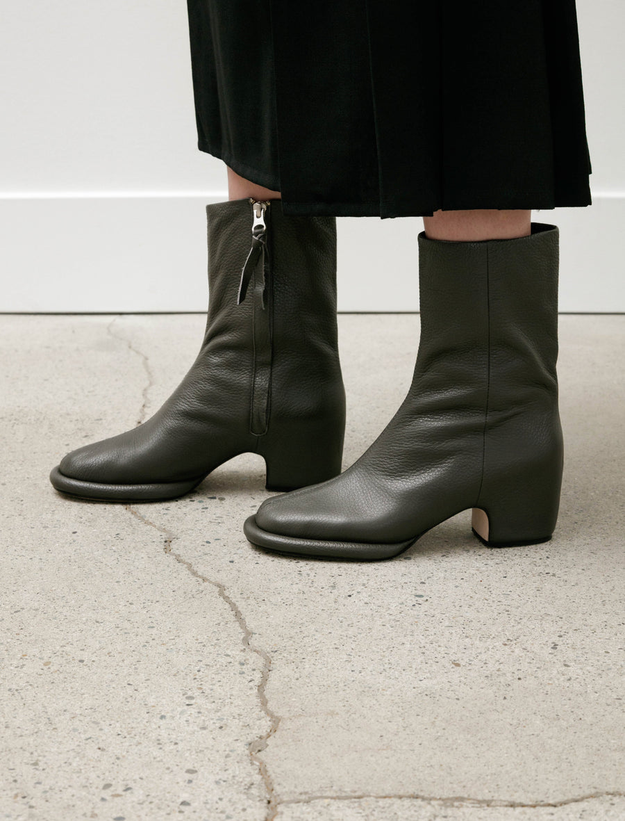 Soft Arch Boot Coal - Image 2