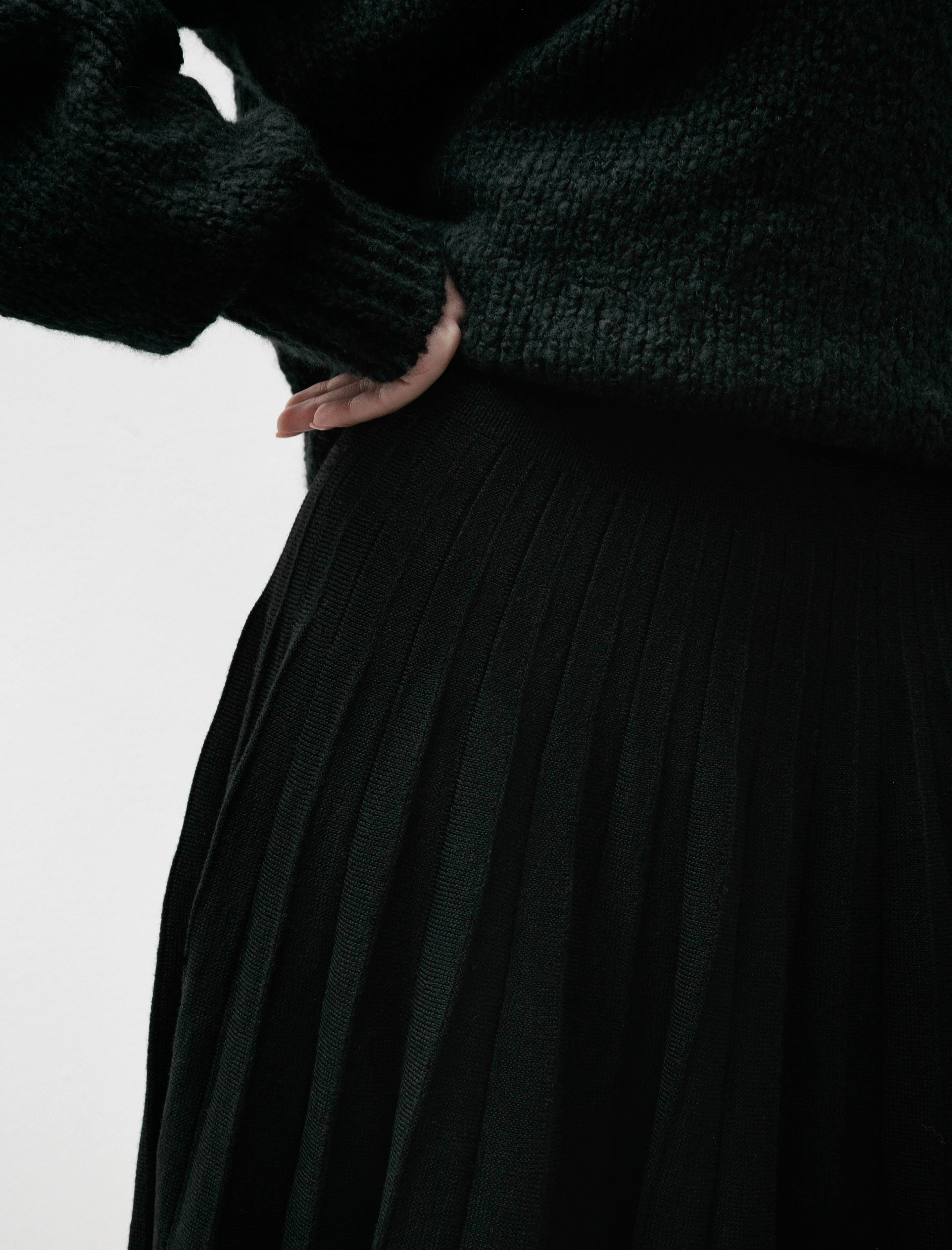 Margaret Howell Knitted Pleat Skirt Merino Wool Black