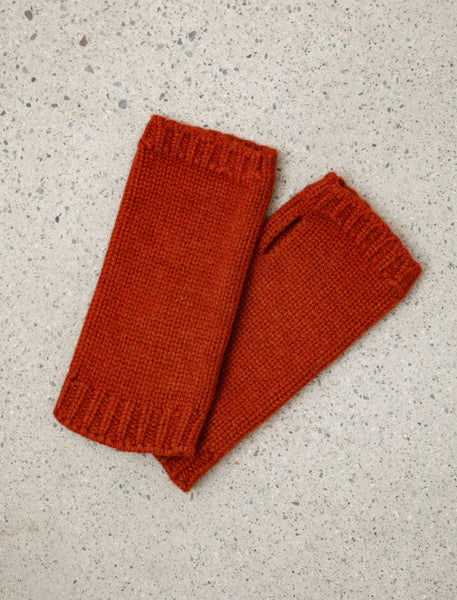 マーガレットハウエル×マリオンフォール ハンドニット Marion foale Margaret Howell Chunky Wristwarmer – Neighbour