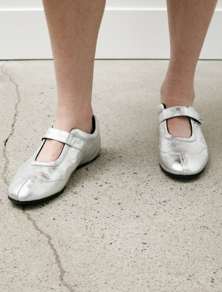 Cosmo Sneaker Silver Leather - Image 1