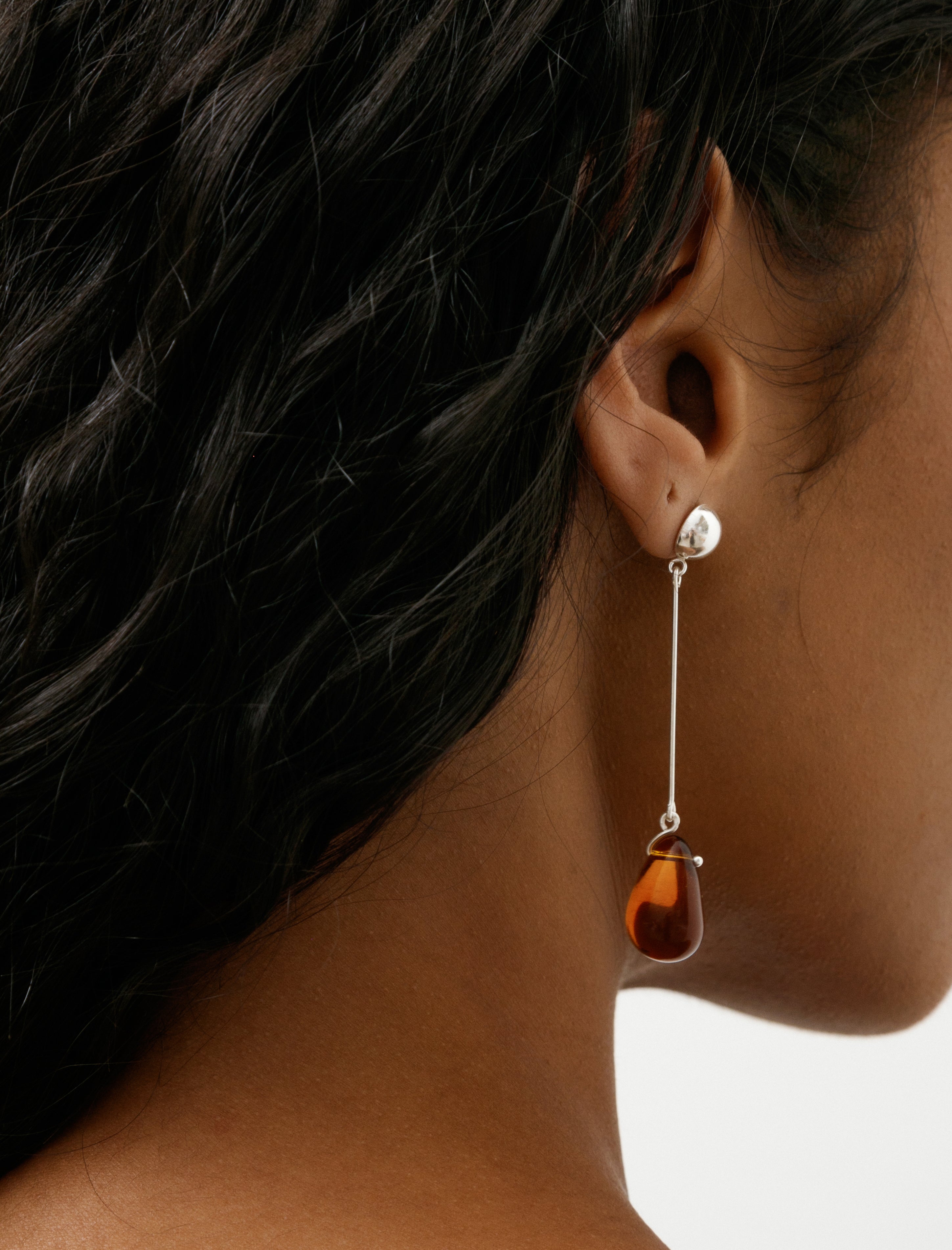 Sisi Joia Gota Long Earrings Amber