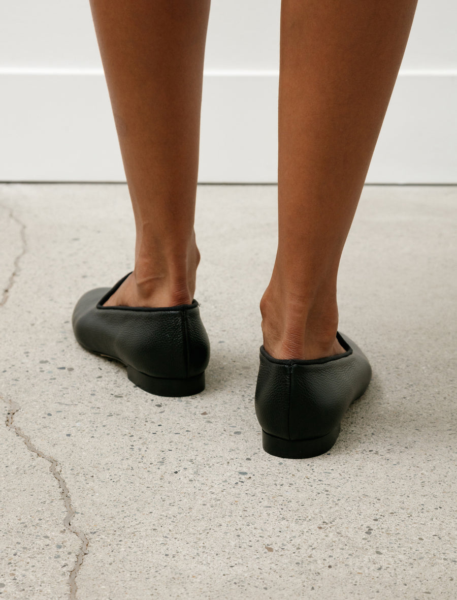 Grained Leather Loafers Black - Image 3