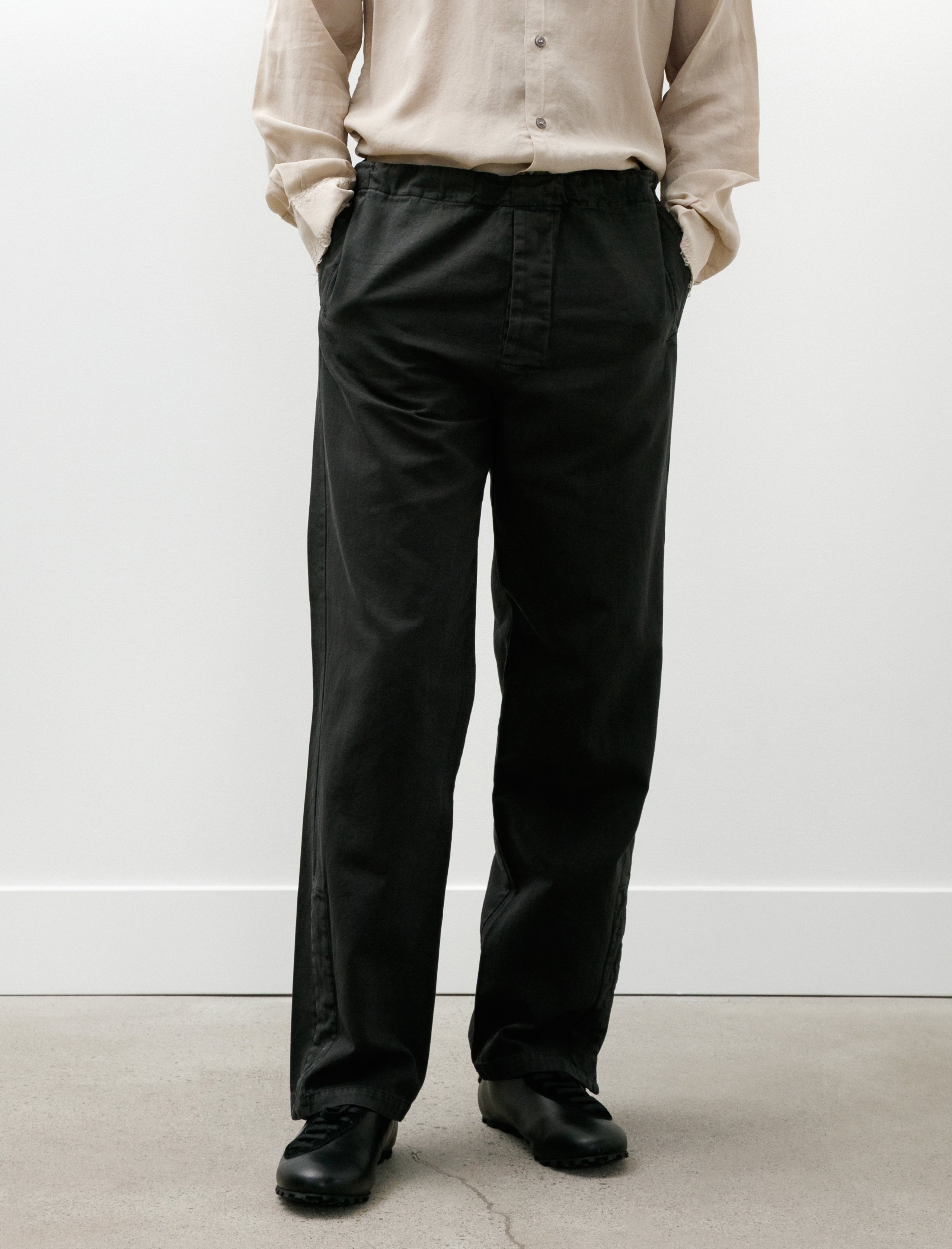 Gabriela No.329 Thin Canvas Adjustable Trousers Black