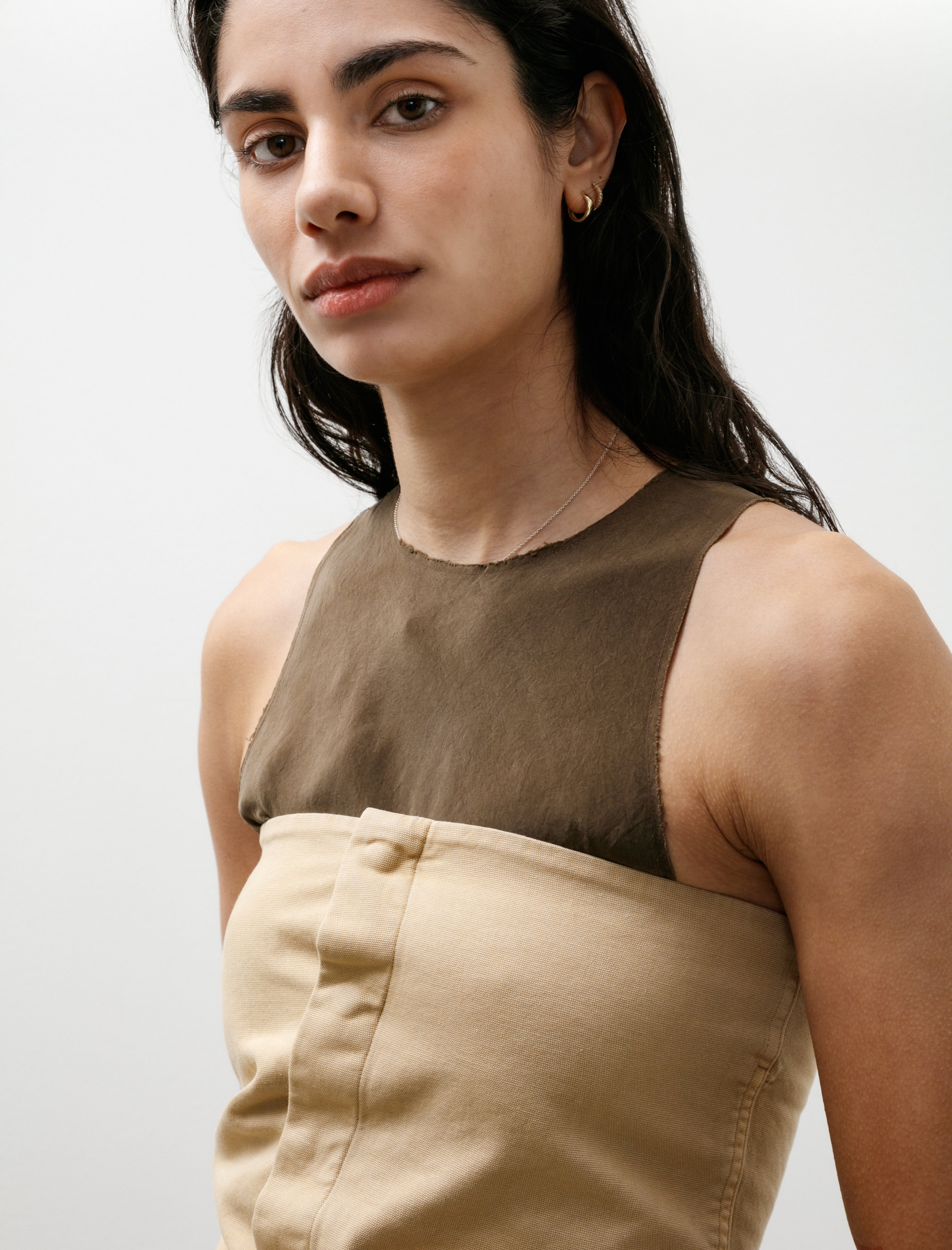 Gabriela Coll No.225 Thin Canvas Snap Top Sand