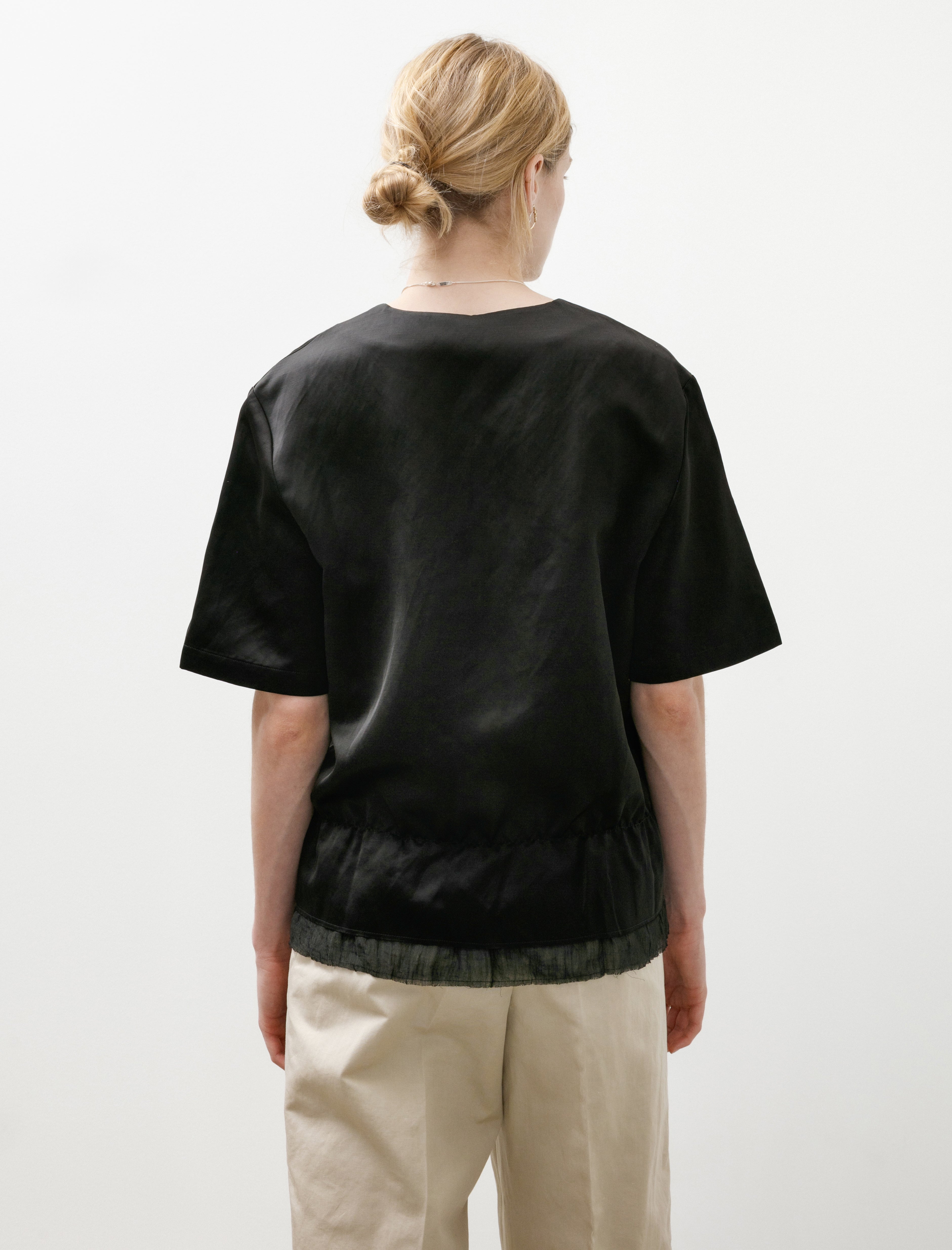Toteme V-Neck Satin Pullover Black