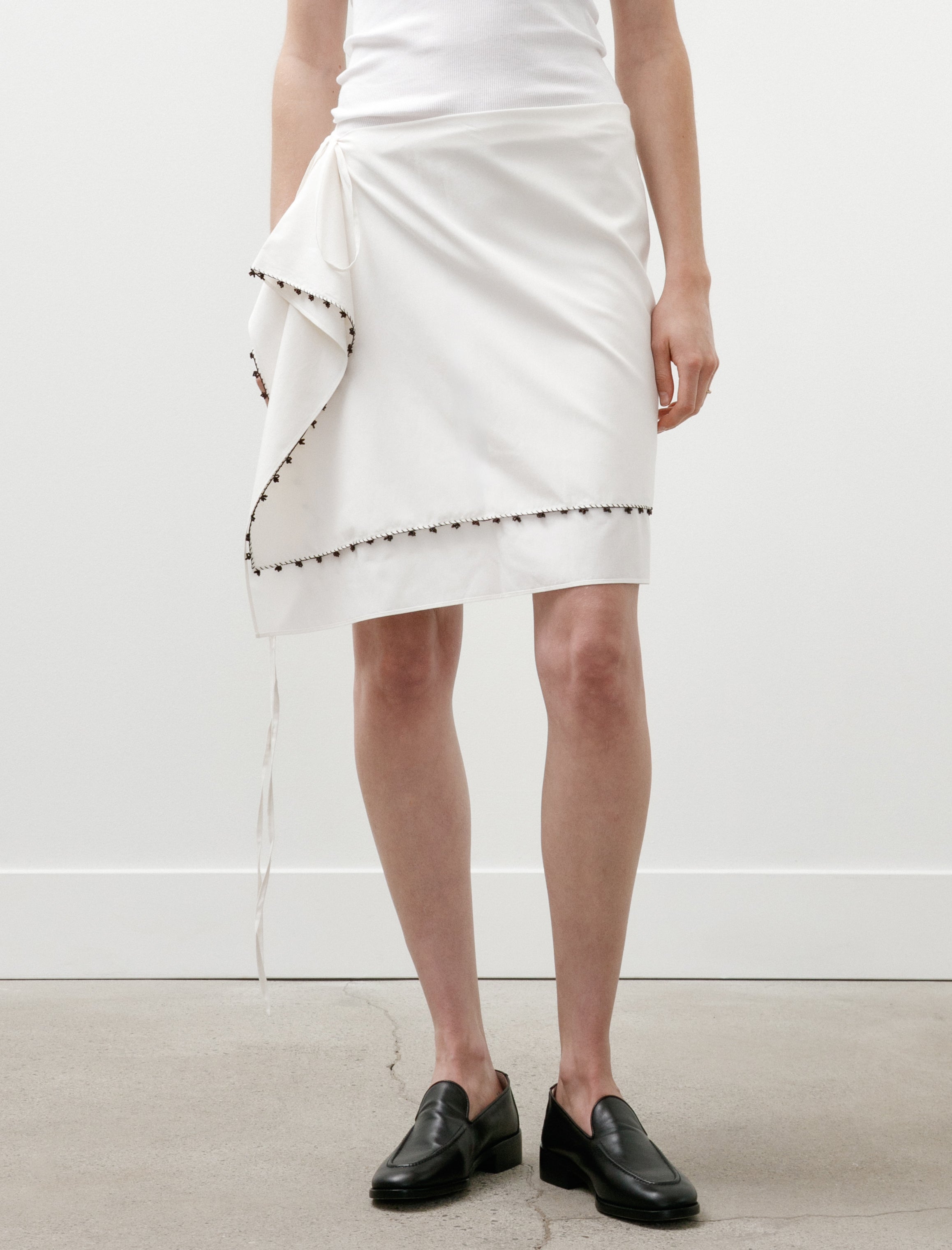 Sera Carré Wrap Skirt with Oya Glass Beads Almost White/Brown Beads