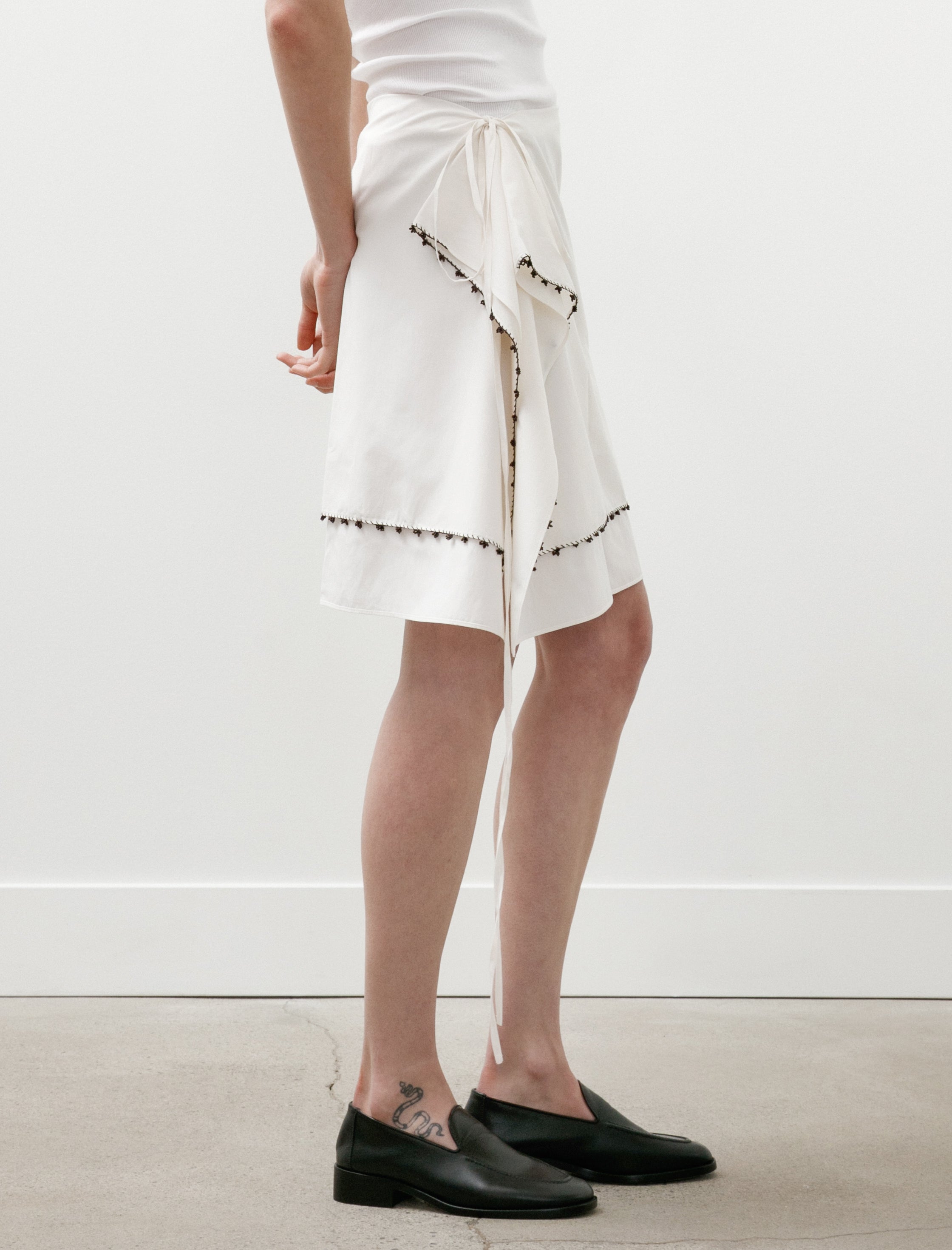 Sera Carré Wrap Skirt with Oya Glass Beads Almost White/Brown Beads