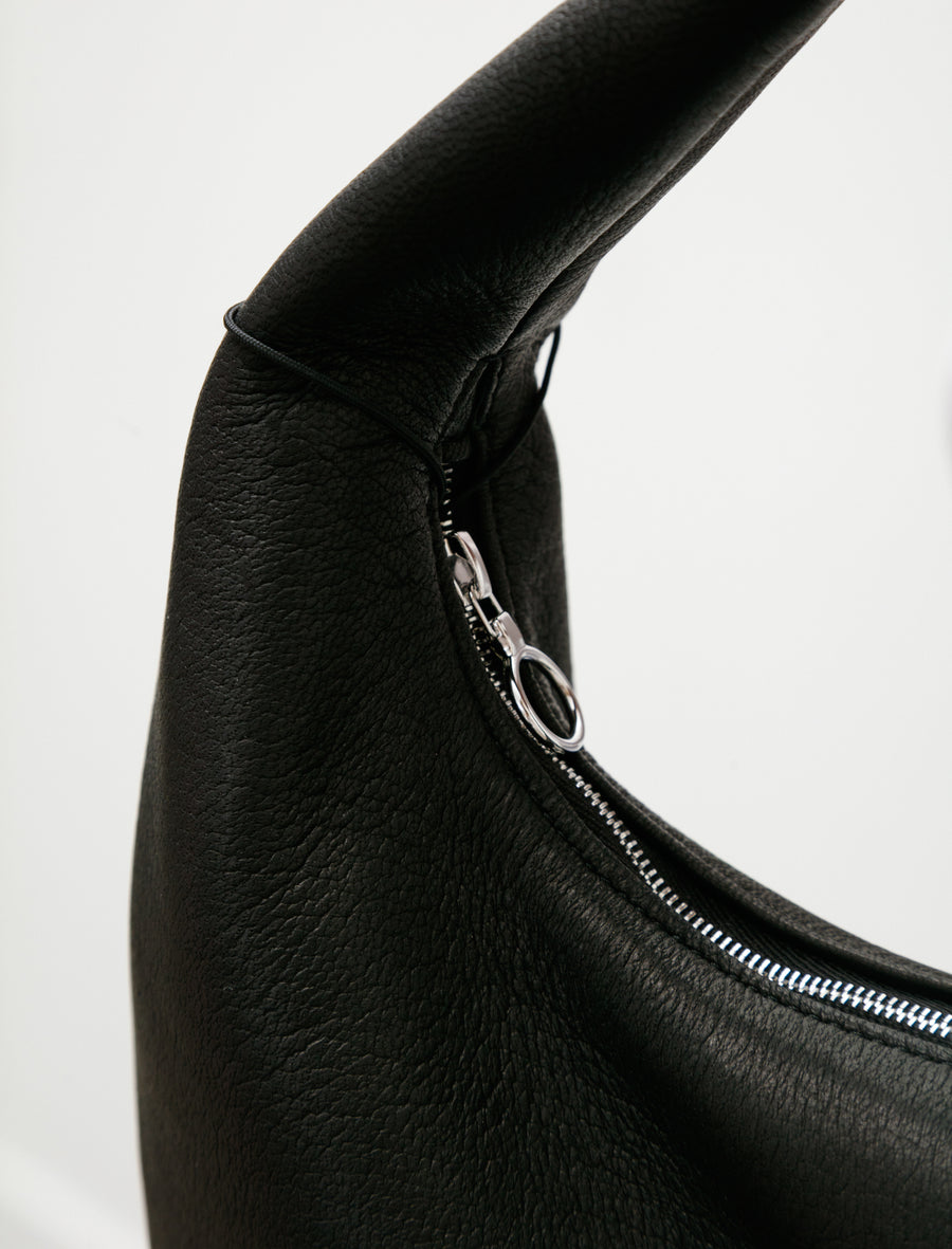 Round One Shoulder Bag Medium Black - Image 3