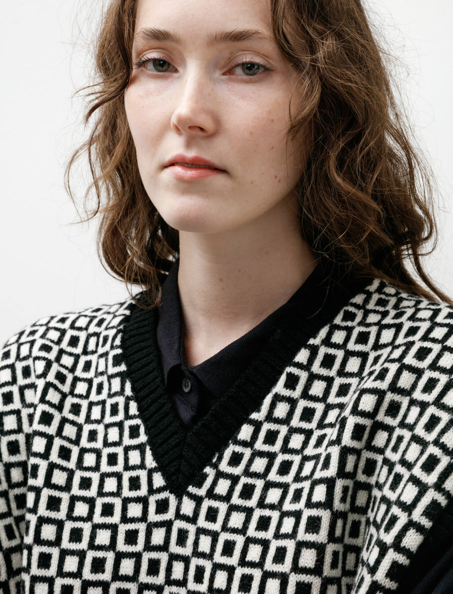 Shetland Knit Vest Plaid Black - Image 2