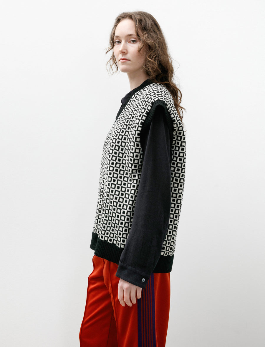 Shetland Knit Vest Plaid Black - Image 3