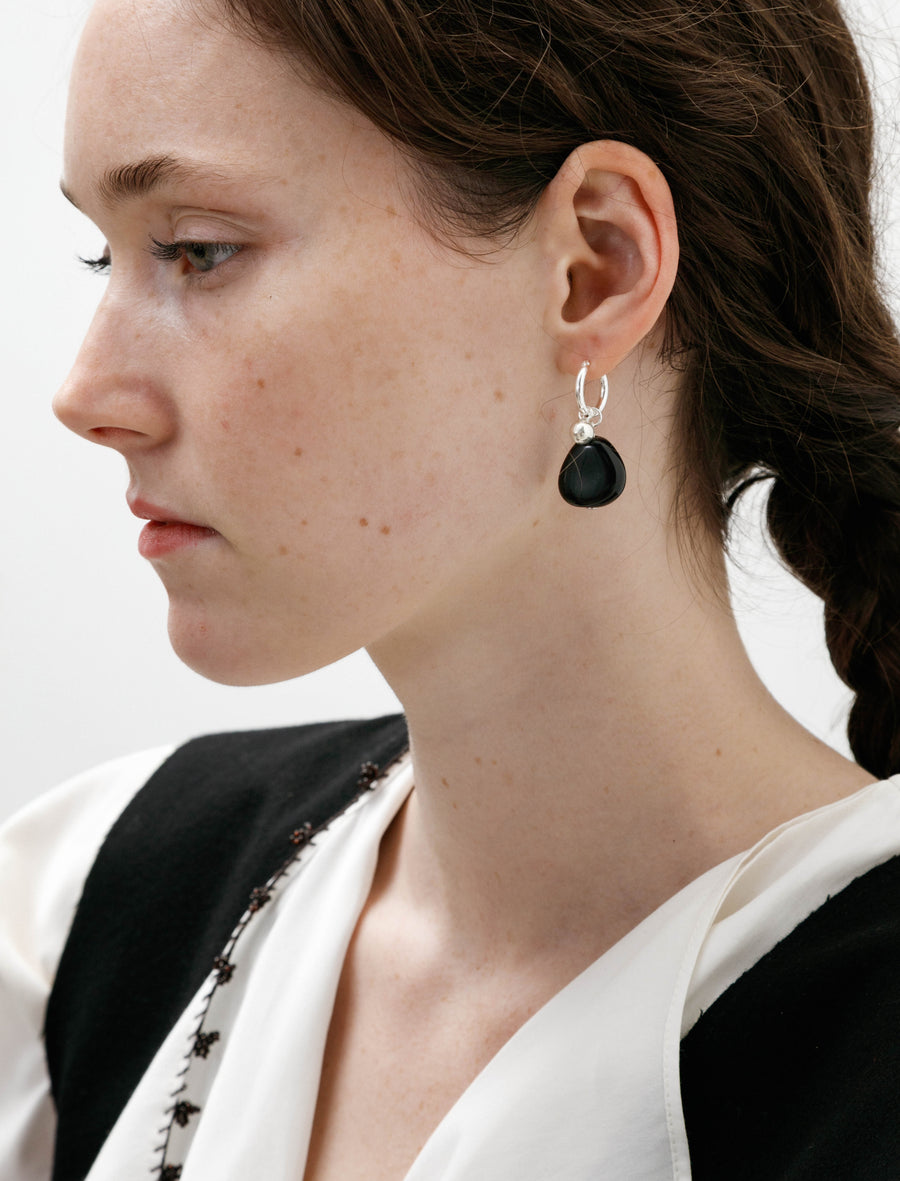 Andre Earrings Black - Image 2