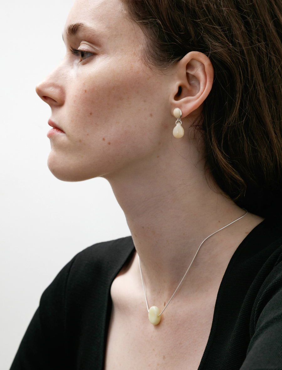 Jeton Necklace Pale Yellow - Image 3