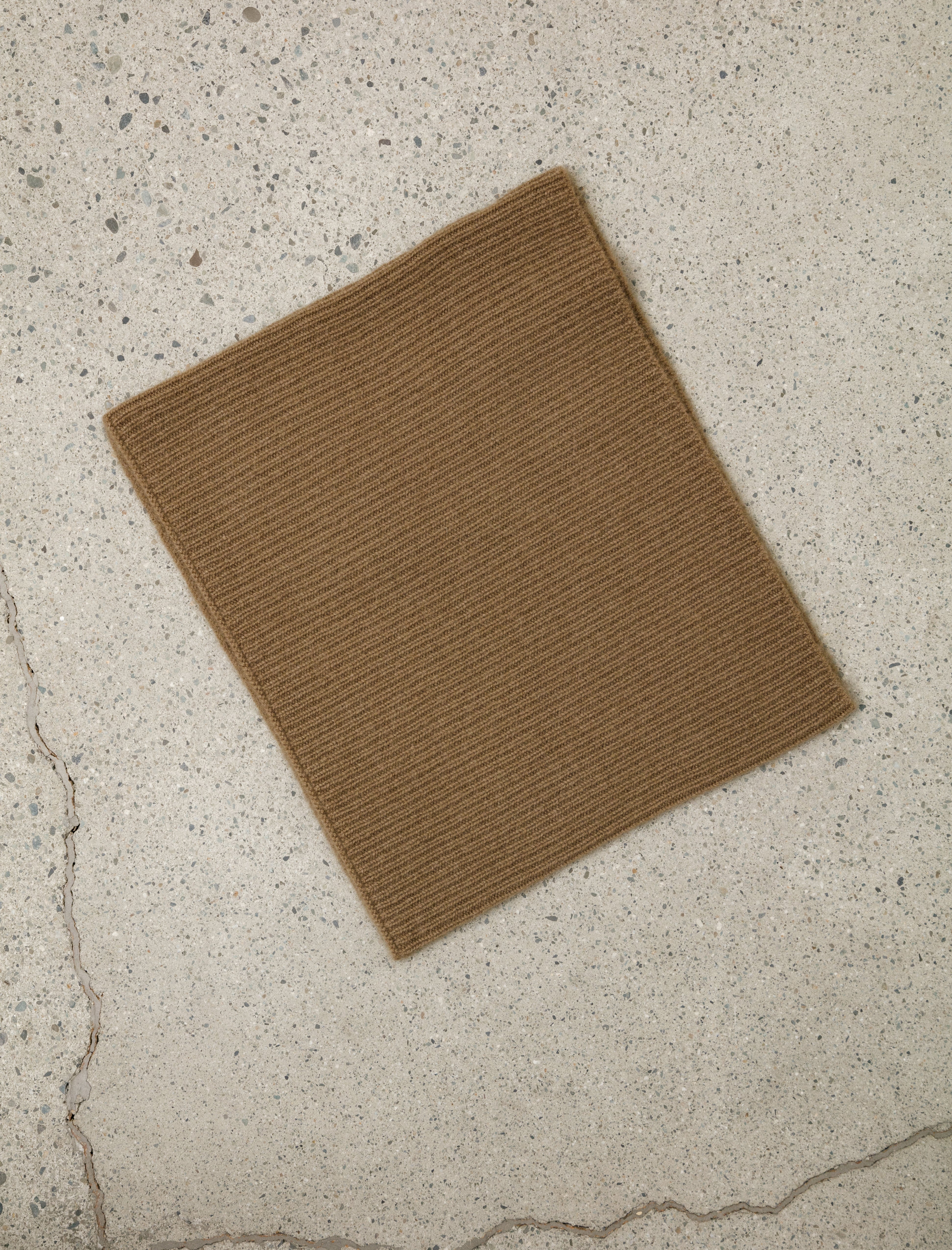 Totême Cashmere Neck Warmer Hazel