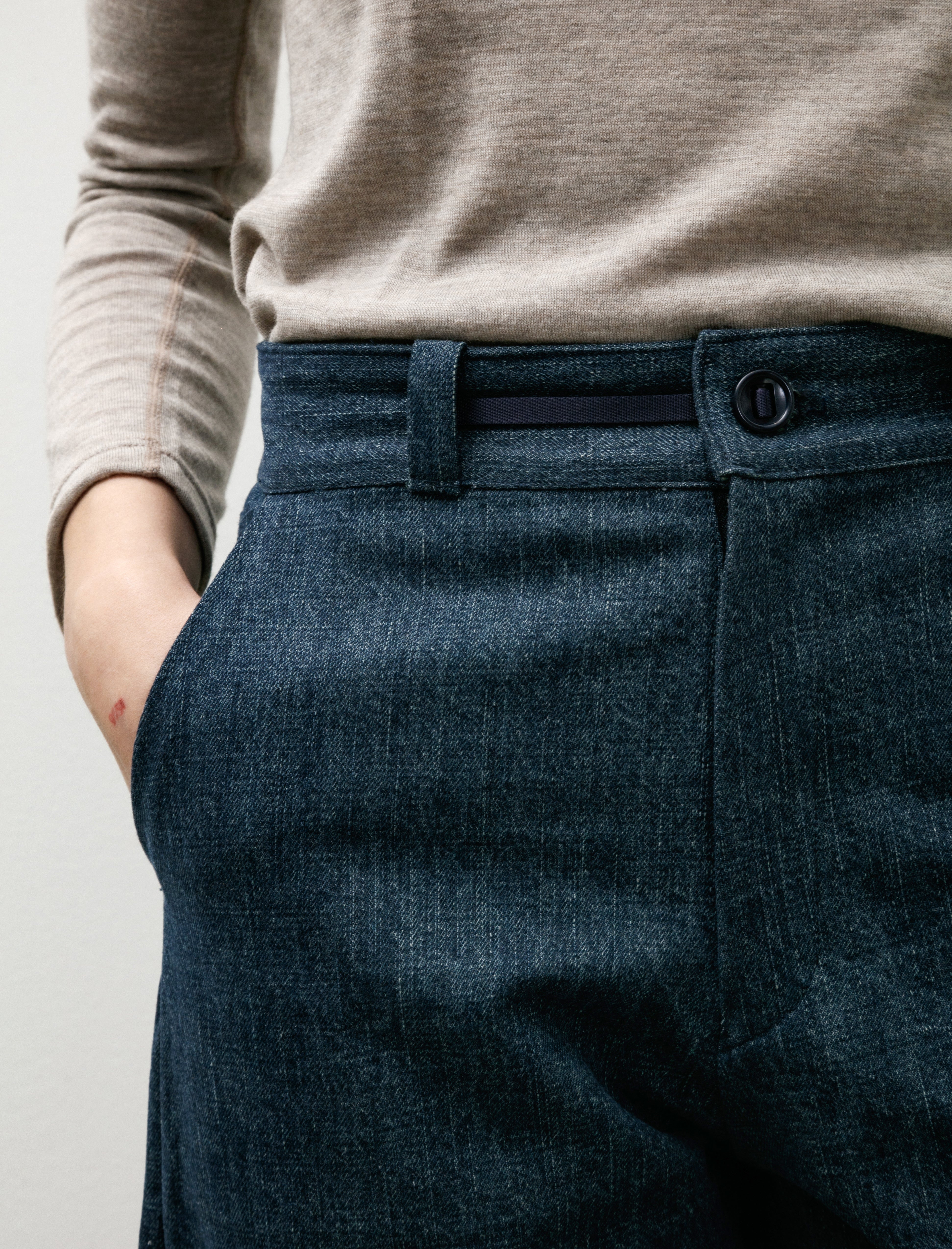 MAN-TLE W-R19 Pants-4 High Wide Pants Fade Denim