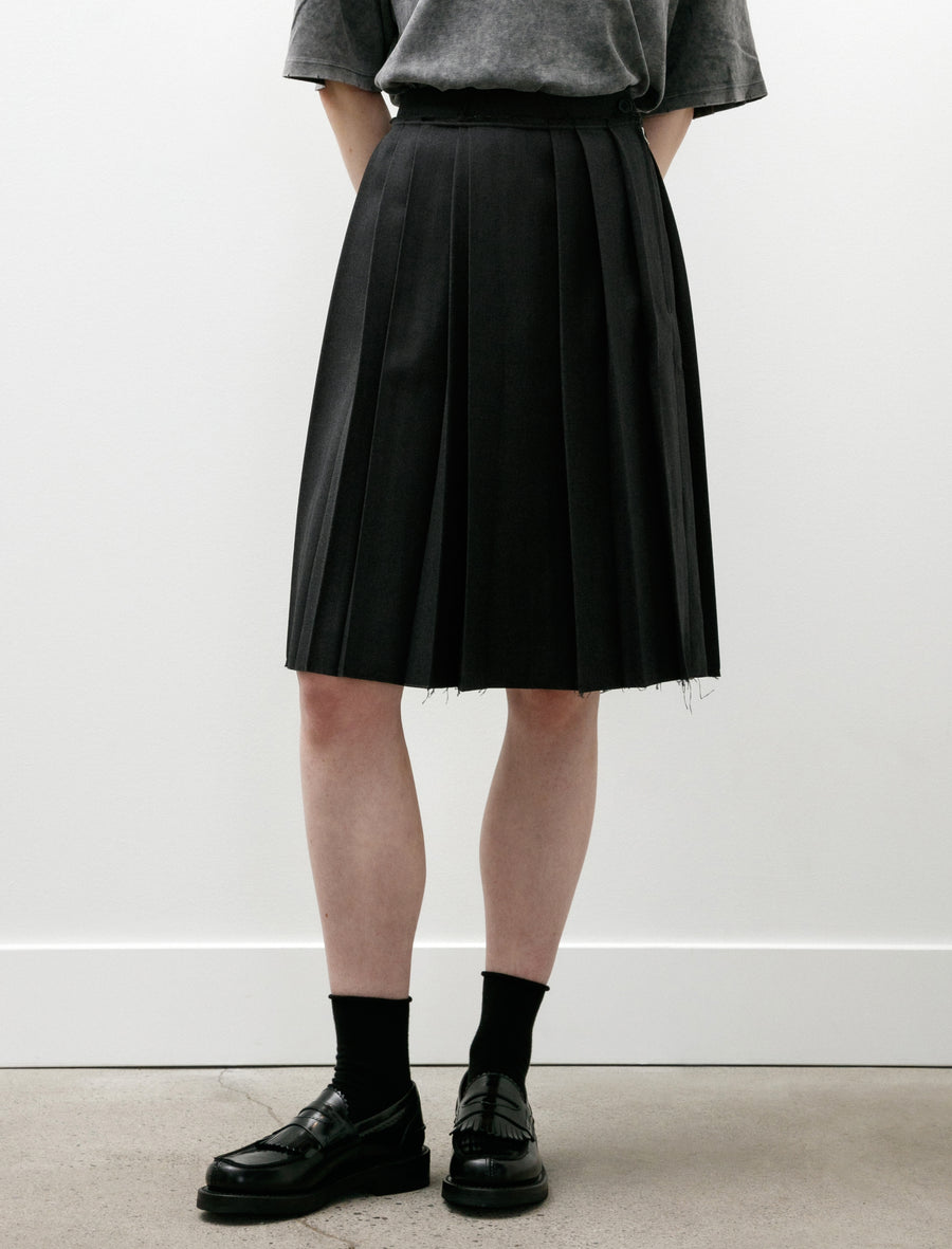 Pleat Skirt Dark Grey - Image 2