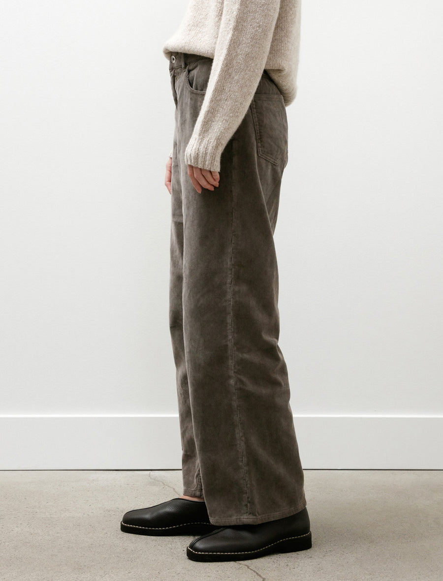 Pigment Dyed Finx Corduroy Wide 5P Pants W Olive Brown - Image 4