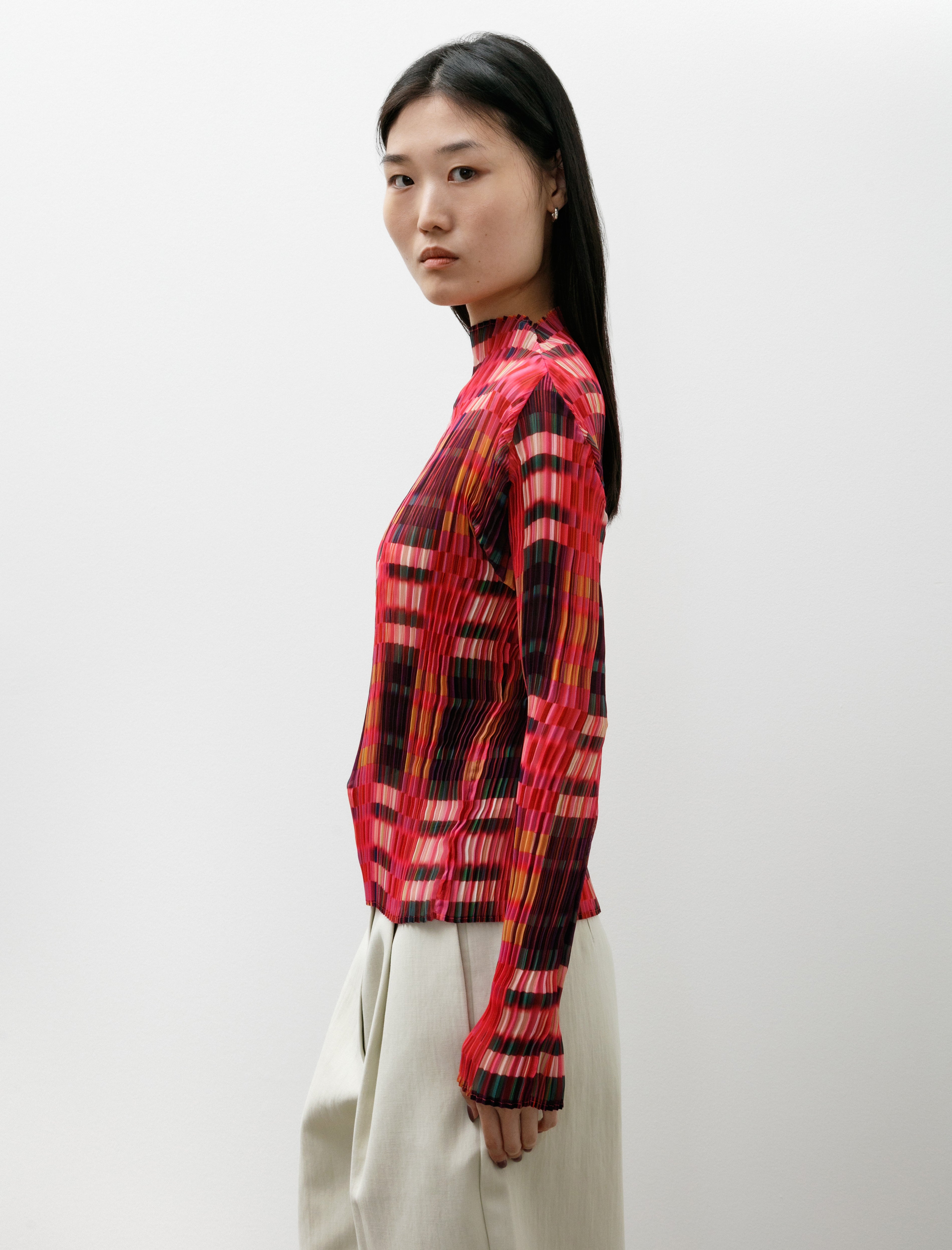 Julia Heuer Lee Top Radomir