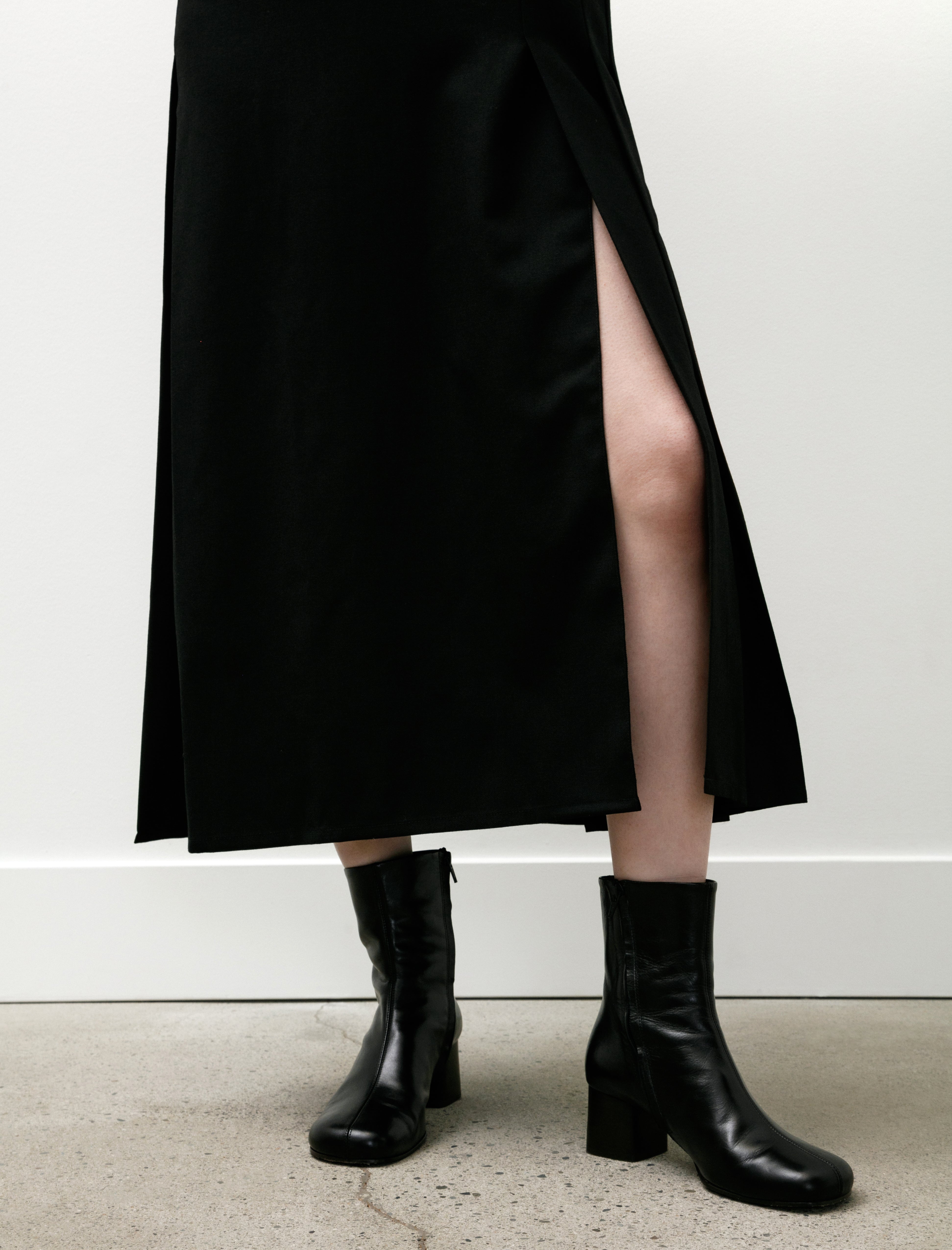 Studio Nicholson Carat Pleated Sleeveless Dress Black