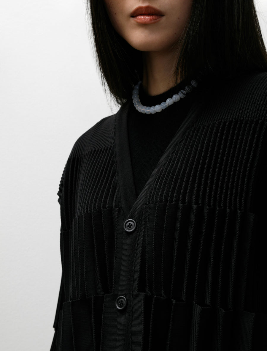 Accordion Cropped Cardigan Black - Image 3