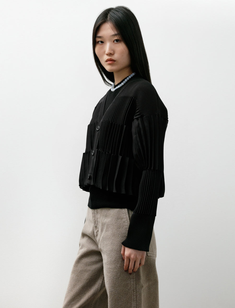 Accordion Cropped Cardigan Black - Image 4