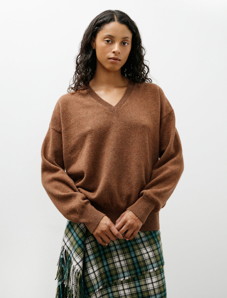 Innes Slouch V-Neck Hazelnut - Image 1