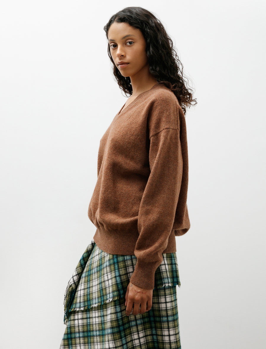 Innes Slouch V-Neck Hazelnut - Image 3