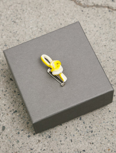Porcelain Knot Brooch Daffodil