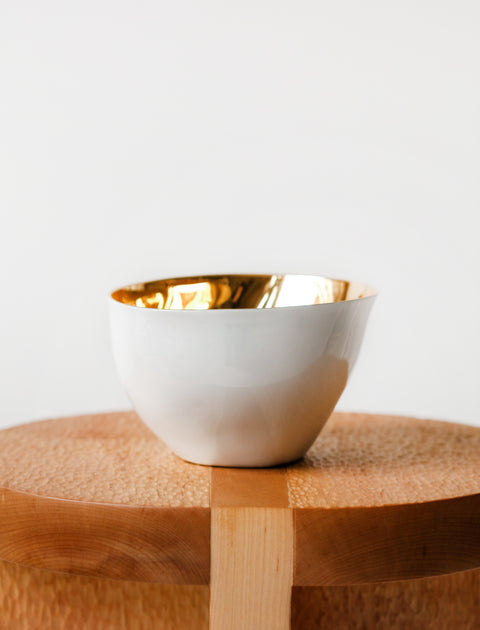 Tsé Tsé Capacious Bowl Porcelain Gold