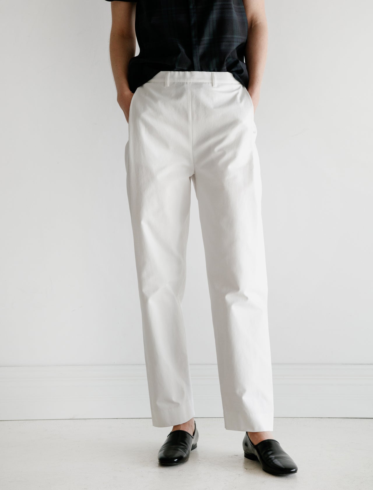 Stephan Schneider Trousers Visible White – Neighbour